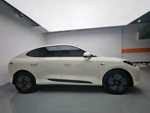 IM Motors LS6 — Фото автомобиля 3