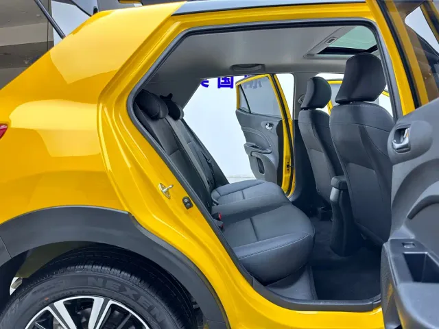 Kia KX1 — Фото автомобиля 8
