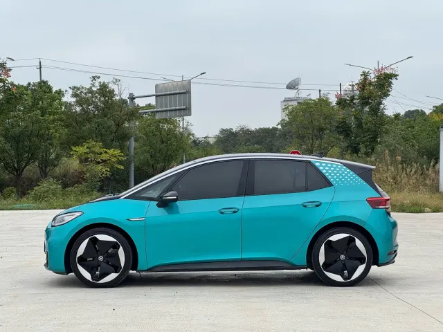 Volkswagen ID.3 — Фото автомобиля 8