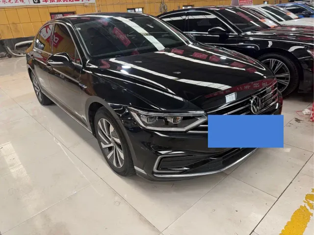 Фотография автомобиля — Volkswagen Magotan