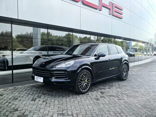Фотография автомобиля — Porsche Cayenne