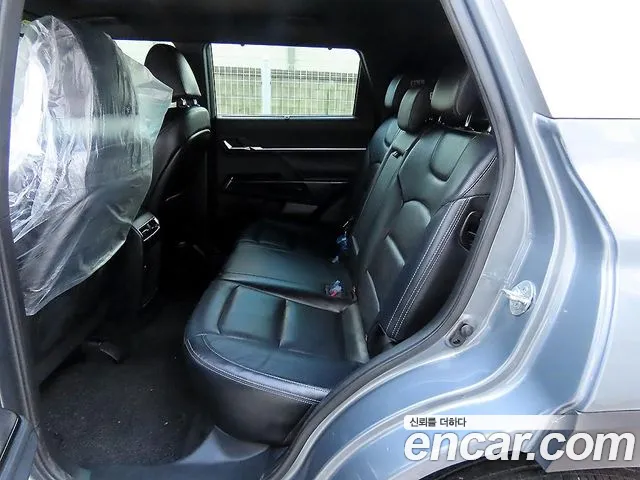 KGM Torres — Фото автомобиля 6