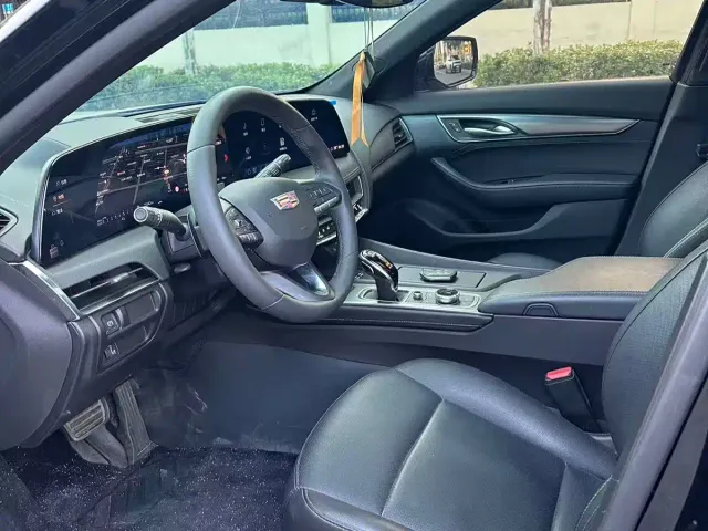 Cadillac CT5 — Фото автомобиля 4