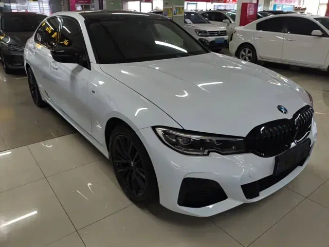 BMW 3 Series — Фото автомобиля 3