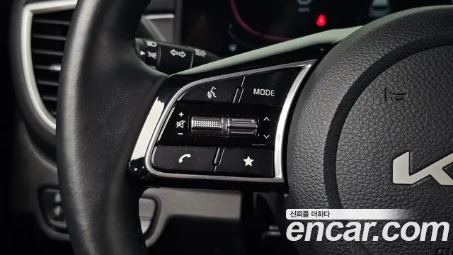 Kia Seltos Новый Seltos Бензин 1.6 турбо 2WD — Фото автомобиля 4
