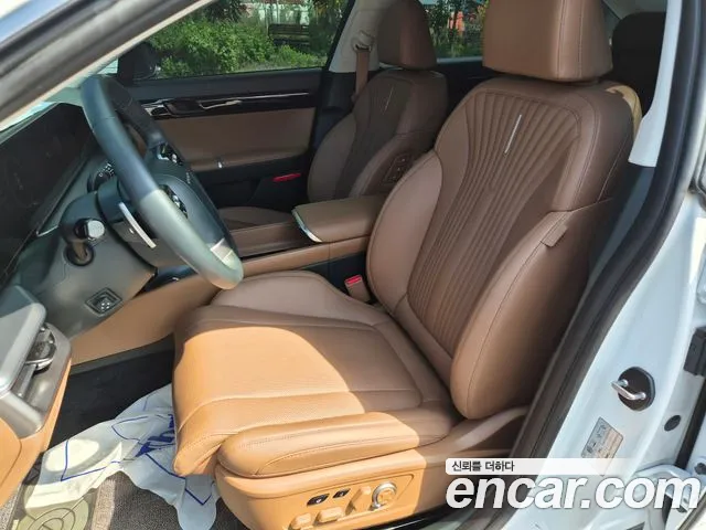 Hyundai Grandeur GN7 — Фото автомобиля 10