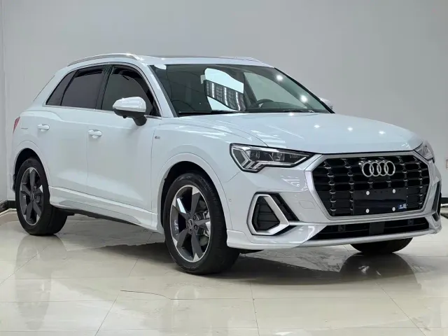 Audi Q3 — Фото автомобиля 3