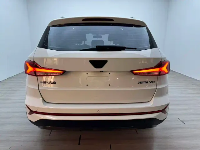 Jetta VS7 — Фото автомобиля 3