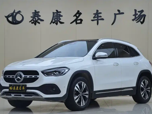 Фотография автомобиля — Mercedes-Benz GLA-Class