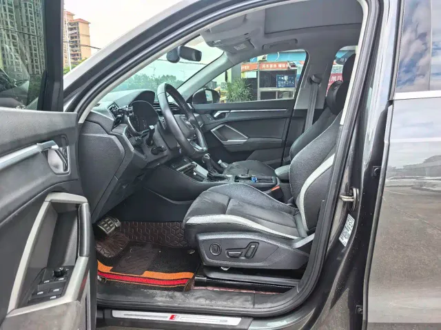 Audi Q3 — Фото автомобиля 7