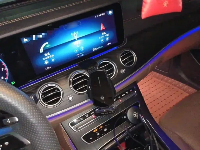 Mercedes-Benz E-Class — Фото автомобиля 5