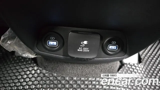 Hyundai Santafe Новый Santa Fe Бензин 2.5T 2WD — Фото автомобиля 27