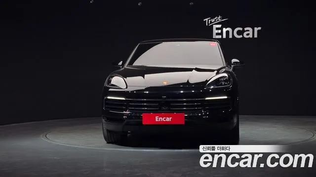 Porsche Cayenne — Фото автомобиля 3