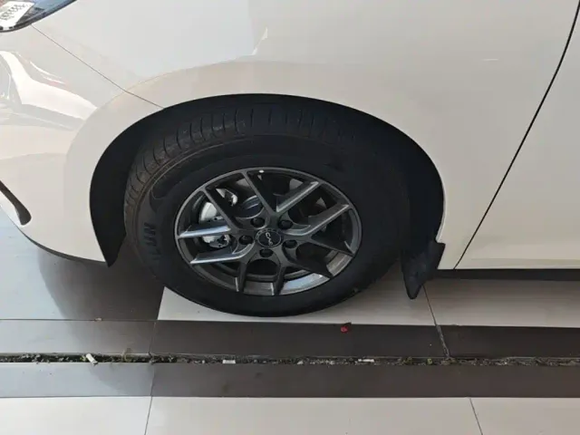 BYD Seal 06 — Фото автомобиля 22