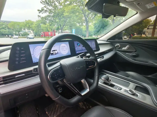 Chery Arrizo 8 — Фото автомобиля 8