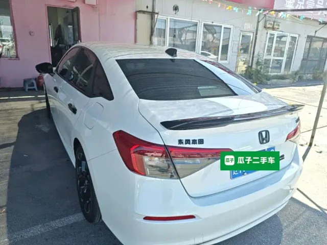 Honda Civic — Фото автомобиля 4