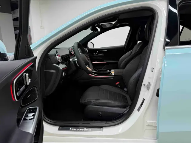Mercedes-Benz C-Class — Фото автомобиля 10