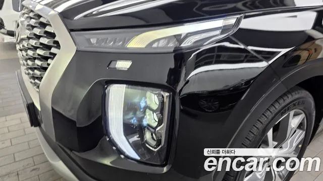 Hyundai Palisade Palisade Дизель 2.2 2WD — Фото автомобиля 21