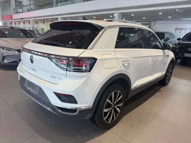 Volkswagen T-Roc — Фото автомобиля 4