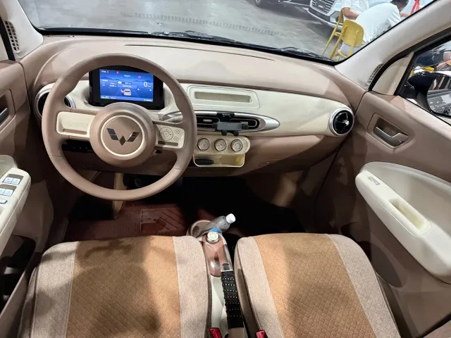 Wuling Hongguang Mini EV — Фото автомобиля 7