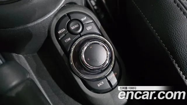 MINI Cooper — Фото автомобиля 26