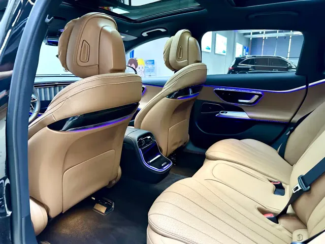 Mercedes-Benz E-Class — Фото автомобиля 10