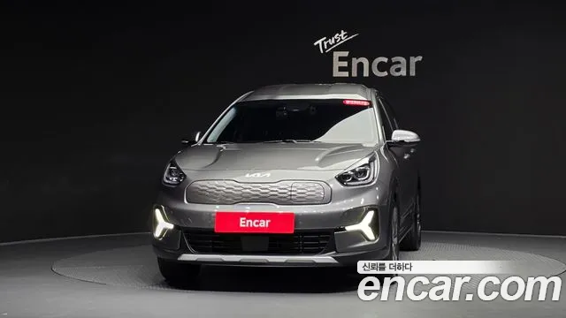 Kia Niro — Фото автомобиля 3