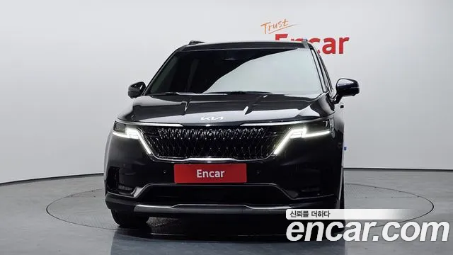 Kia Canival Carnival 4 поколение Бензин 7 мест Signature — Фото автомобиля 3