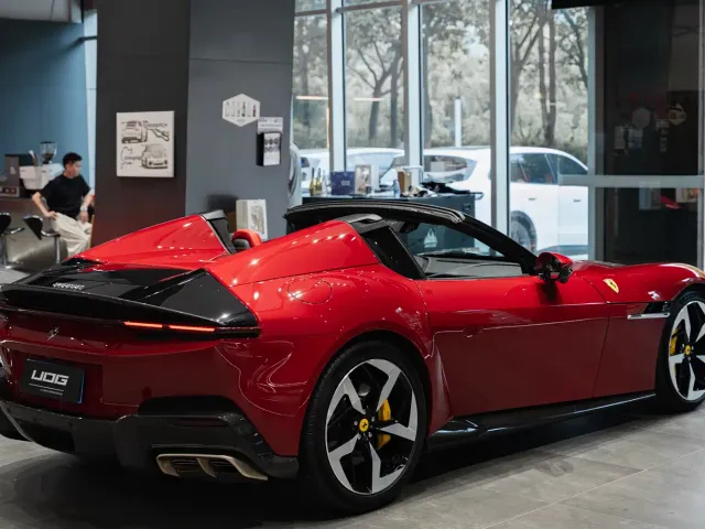 Ferrari 12Cilindri — Фото автомобиля 9