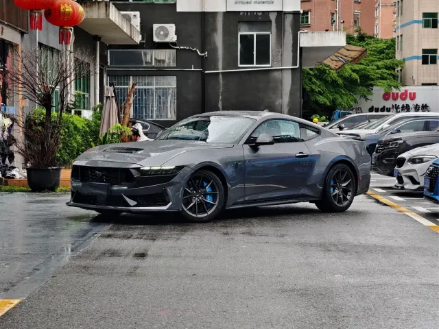 Фотография автомобиля — Ford Mustang