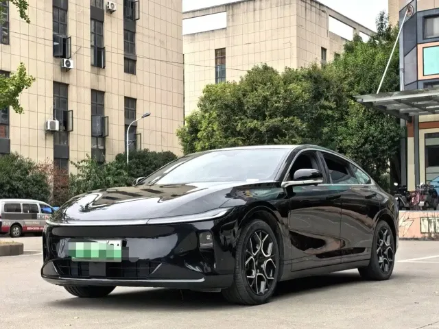 Changan Qiyuan A07 — Фото автомобиля 2