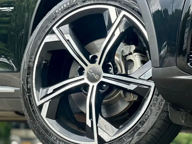 BYD Tang — Фото автомобиля 17