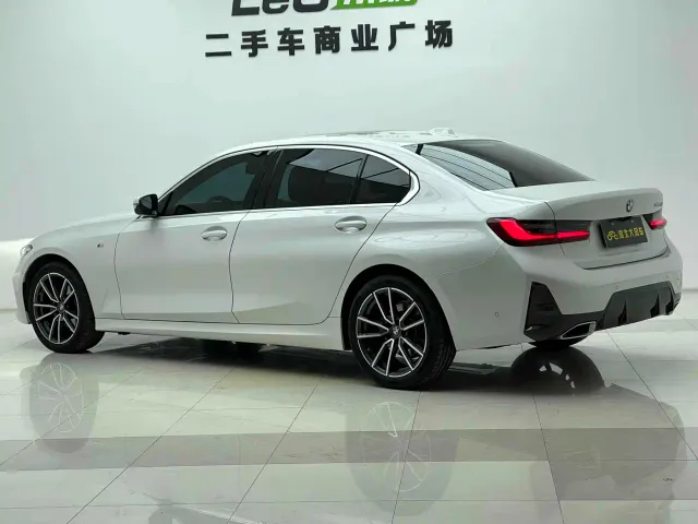 BMW 3 Series — Фото автомобиля 16