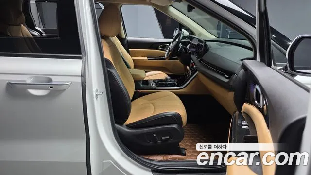 Kia Canival Carnival 4 поколение Дизель 7 мест Signature — Фото автомобиля 11
