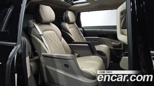 Kia Carnival 4th Gen — Фото автомобиля 12