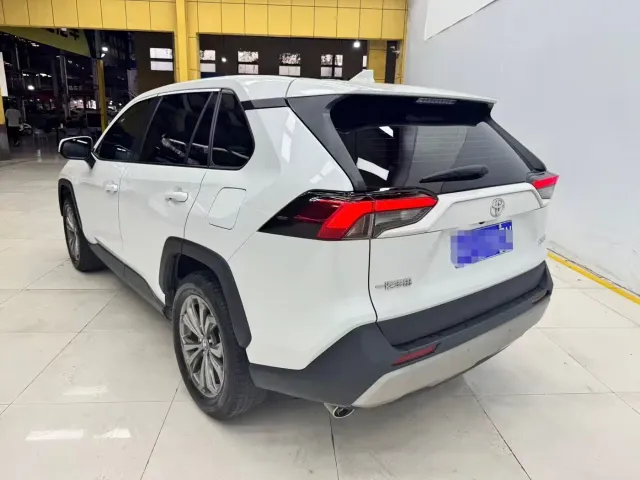 Toyota RAV4 Rongfang 2024 2.0L CVT FWD Style Edition — Фото автомобиля 9