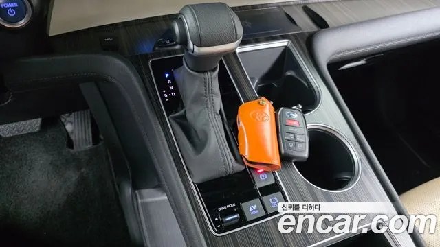 Toyota Sienna — Фото автомобиля 9
