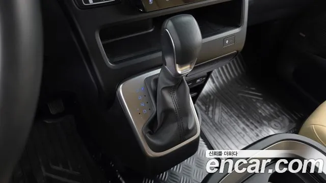 Hyundai Staria — Фото автомобиля 12