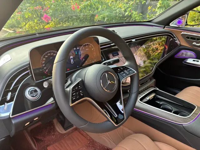 Mercedes-Benz E-Class — Фото автомобиля 17