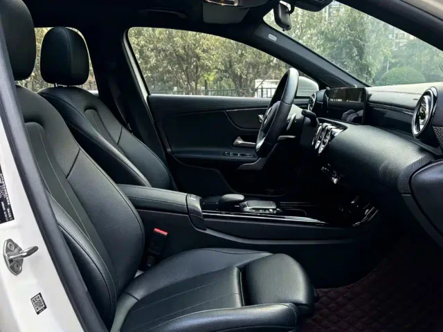 Mercedes-Benz A-Class — Фото автомобиля 8