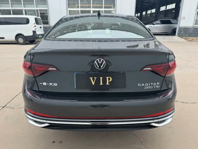Volkswagen Sagitar — Фото автомобиля 6