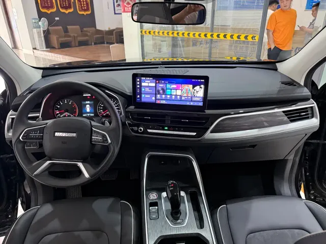 Haval H6 — Фото автомобиля 11