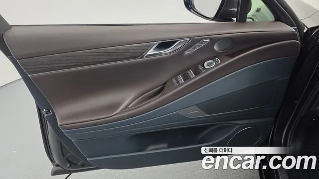 Genesis G80 RG3 — Фото автомобиля 13
