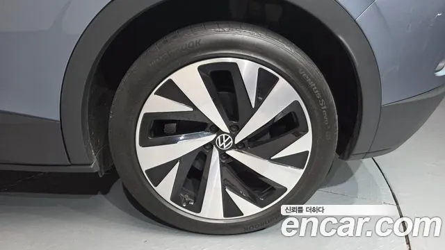 Volkswagen ID.4 — Фото автомобиля 20