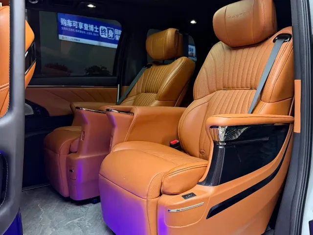 GAC Trumpchi E9 — Фото автомобиля 6