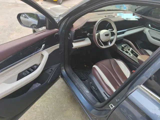 Geely Xingyue L — Фото автомобиля 15