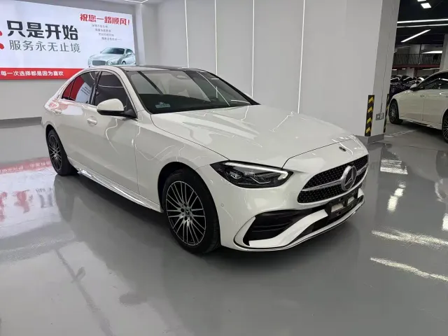 Mercedes-Benz C-Class — Фото автомобиля 3