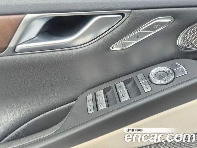 Genesis G80 RG3 — Фото автомобиля 13