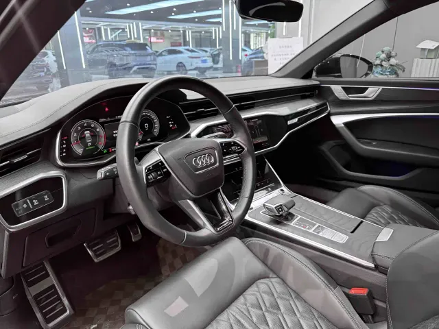 Audi A6L — Фото автомобиля 5
