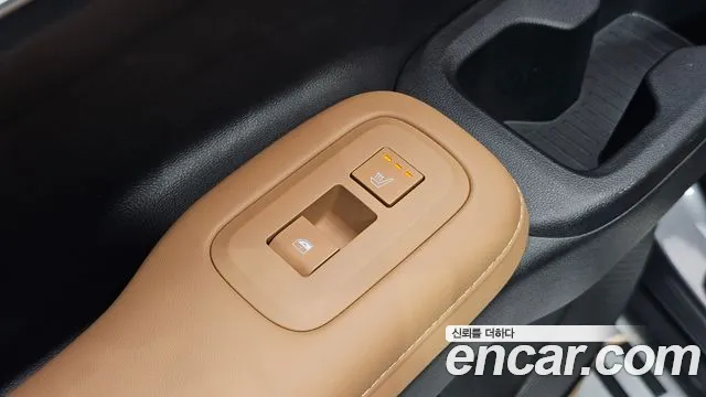 Hyundai Santa Fe MX5 — Фото автомобиля 29